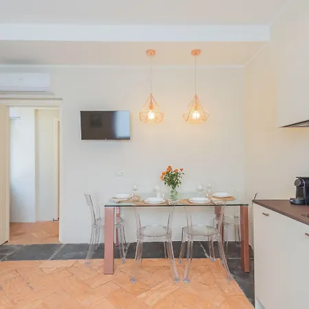 Dreams - Serendipity By Rent Como